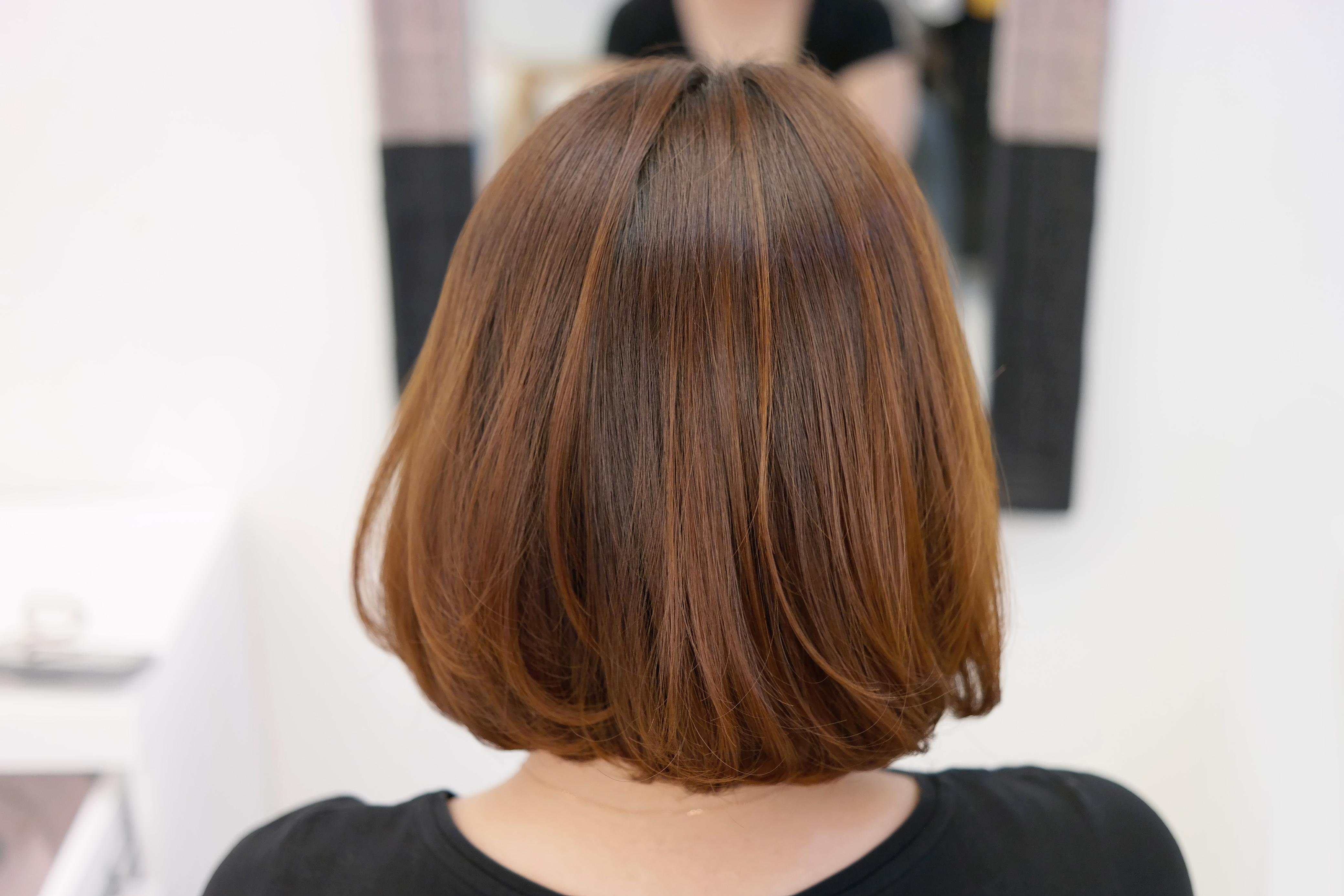 Sleek bob haircut finish